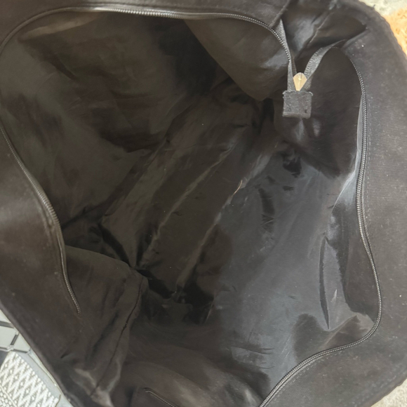 Victoria's Secret Limited Edition Pink Silver Sequin Weekender Tote Bag One Size - Picture 7 of 7